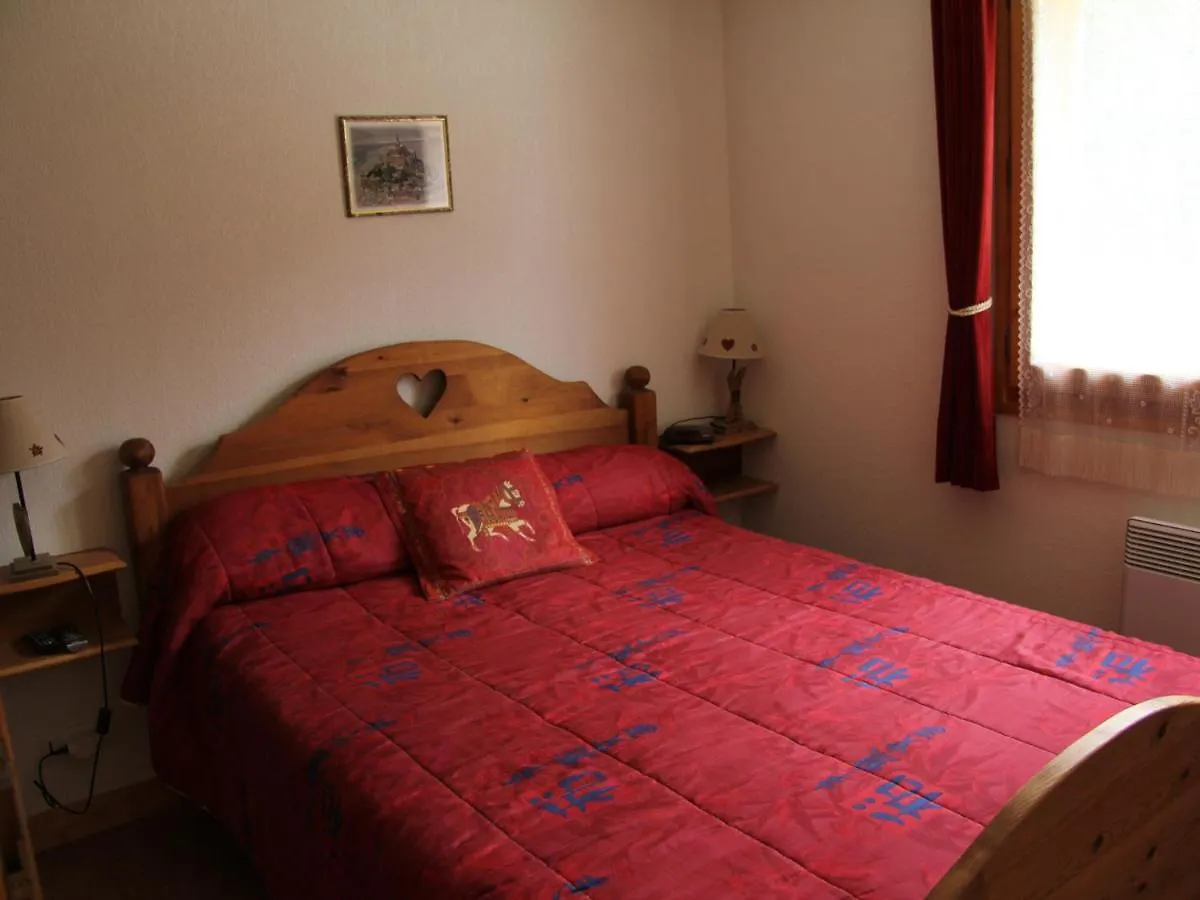 아파트 Appartement Pour 4-6 Personnes Au Coeur Du Village, 생장드씨